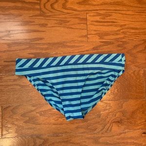 Nike swim bottoms plus size